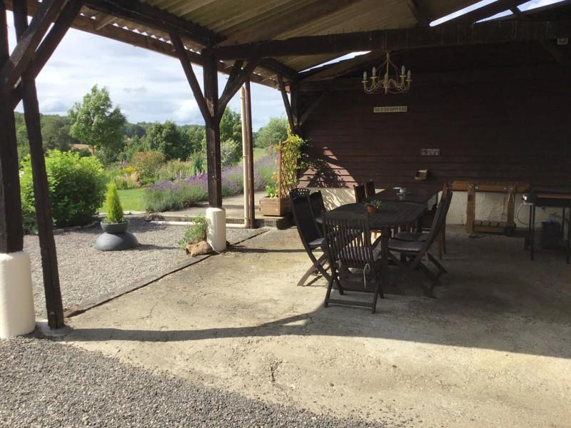 Les Verges Gites Exideuil-sur-Vienne Exterior photo